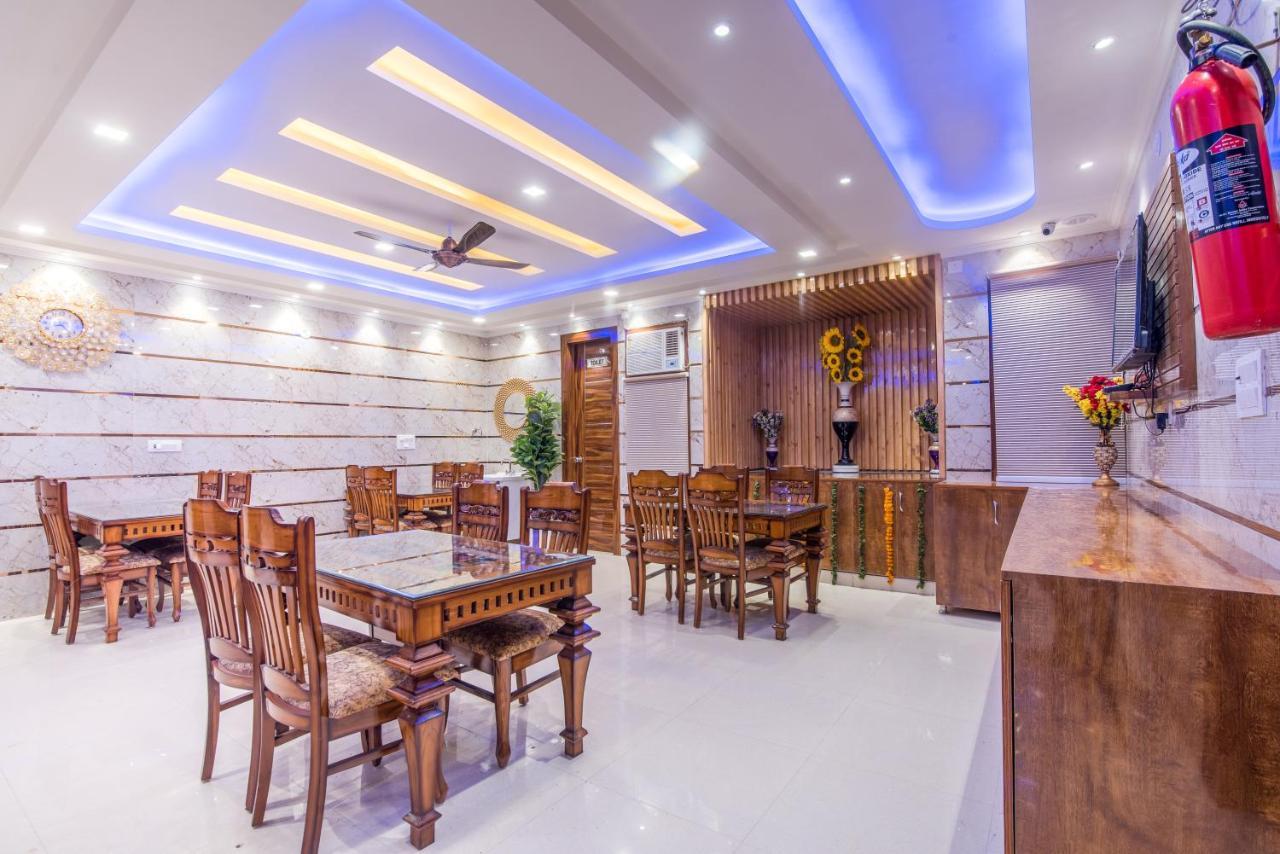 Hotel Festival Mahipalpur Delhi Airport - Near Delhi Aerocity 뉴델리 외부 사진