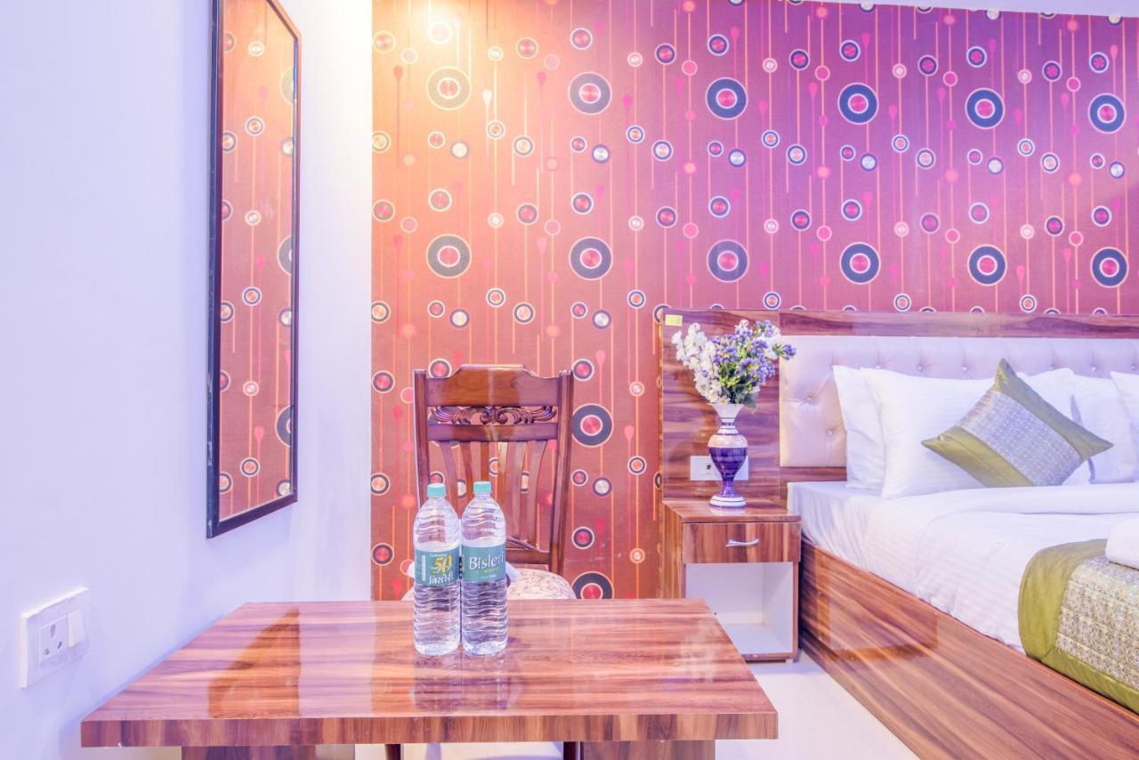 Hotel Festival Mahipalpur Delhi Airport - Near Delhi Aerocity 뉴델리 외부 사진